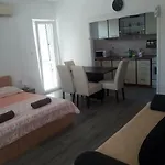 Sun & Sea Apartment Vodice