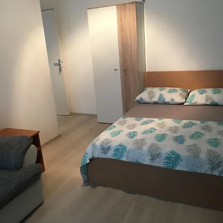 Sun & Sea Apartment *