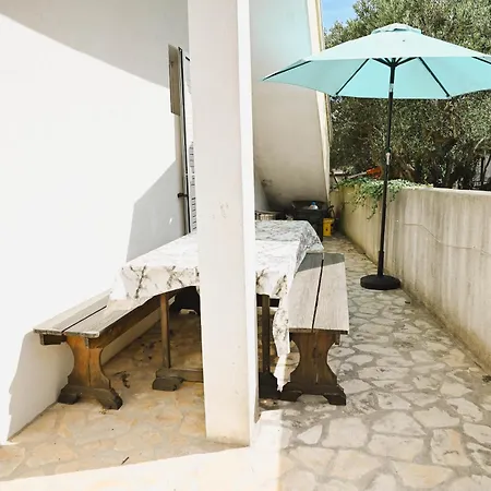Sun & Sea Apartment